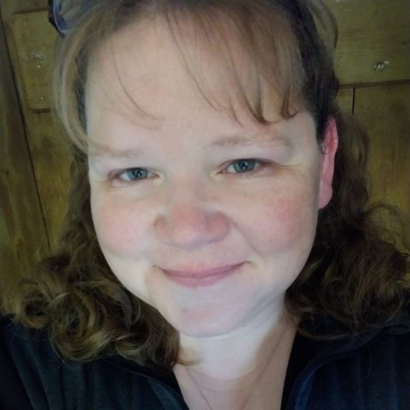 Meet your Posher, Jessica - Picture 1 of 1